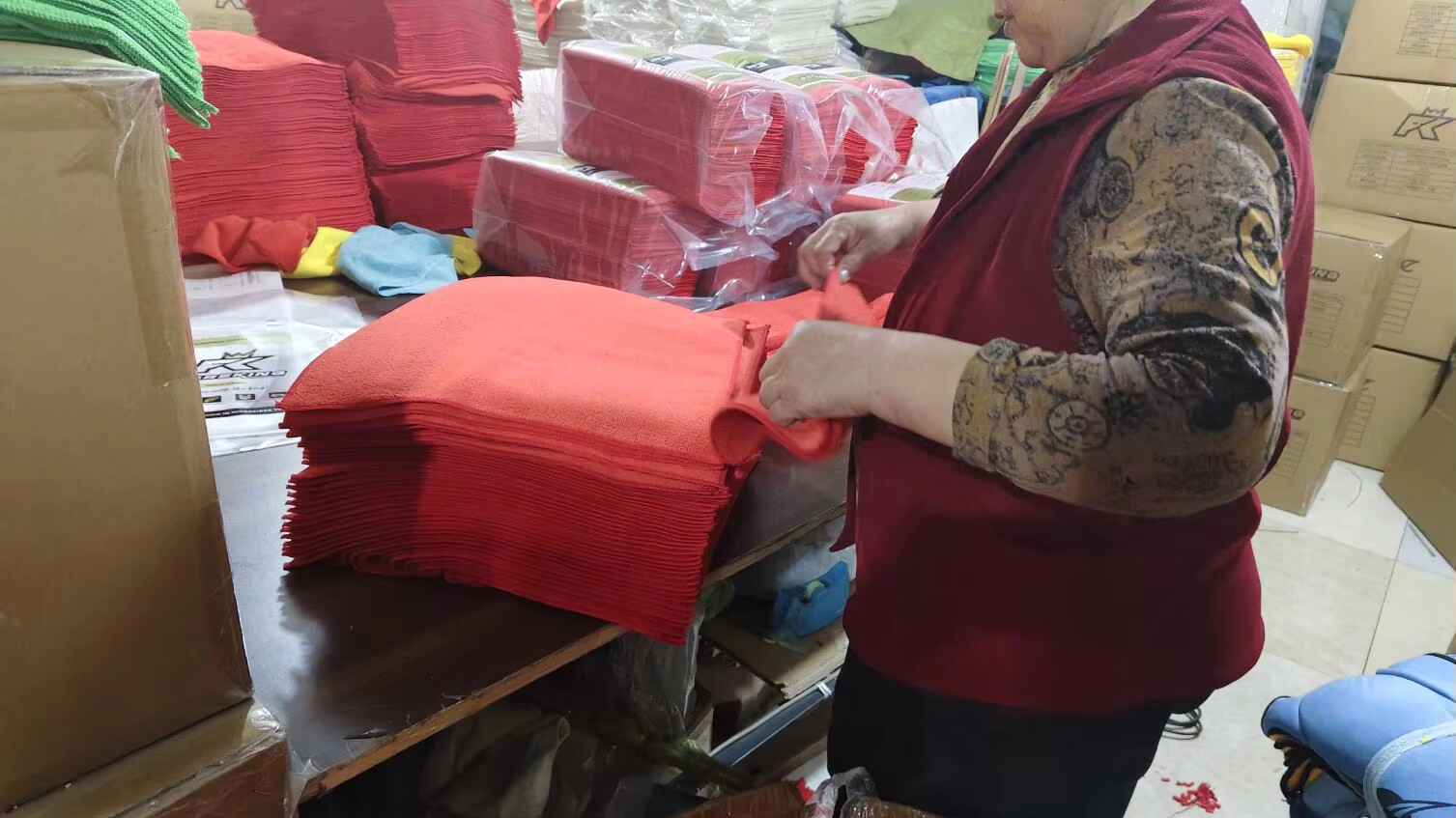 Customization 2 CUSTOM MICROFIBER TOWEL FACTORY